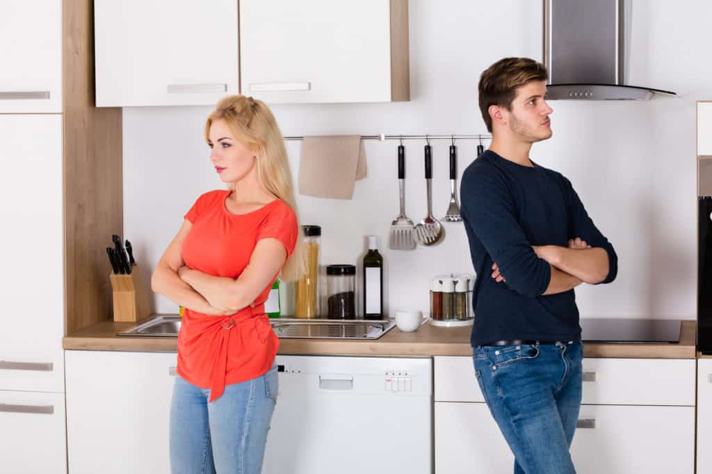 20 Worrying Signs Your Husband Is No Longer Attracted To You Her Norm 0753