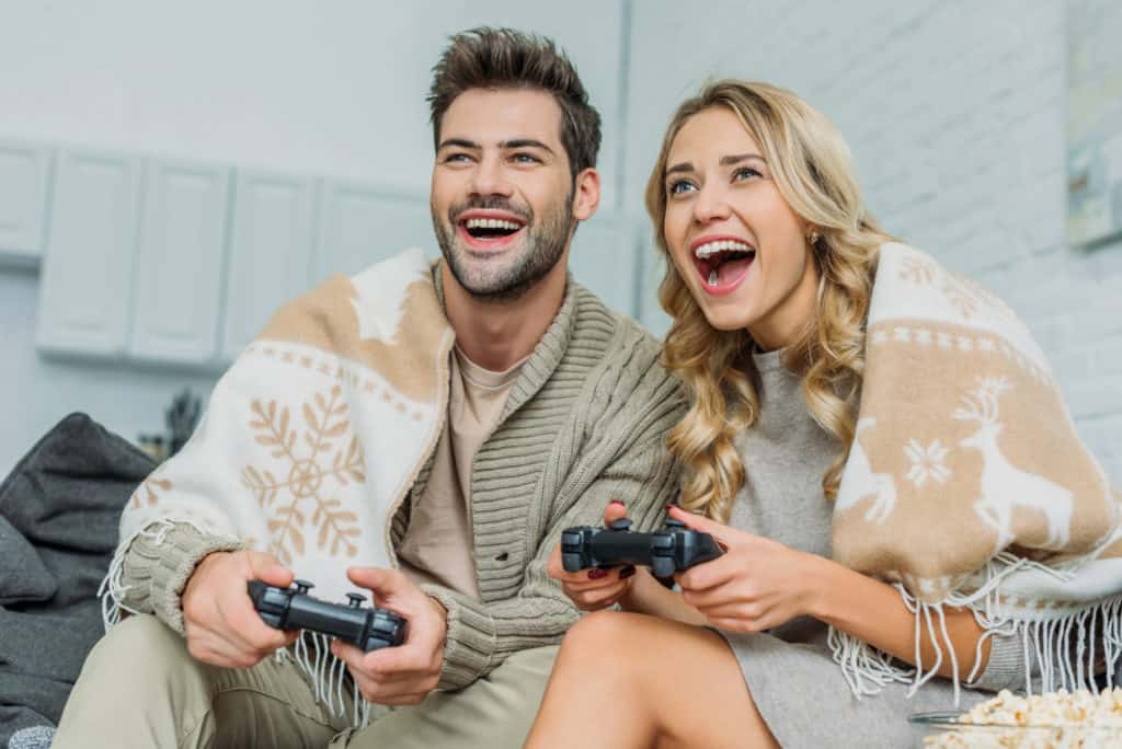 play video games together
